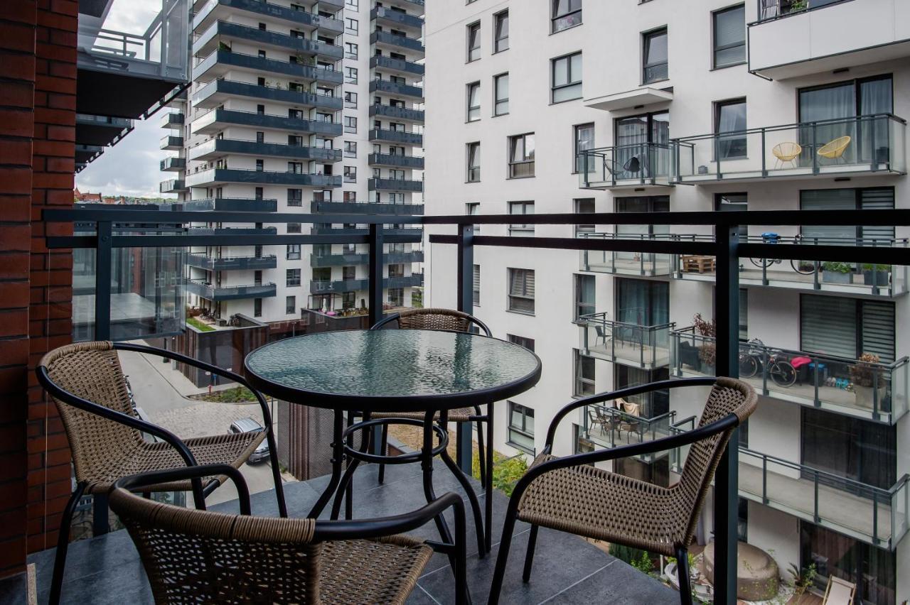 Shipyard Gdansk Apartment - Free Private Parking Exterior foto